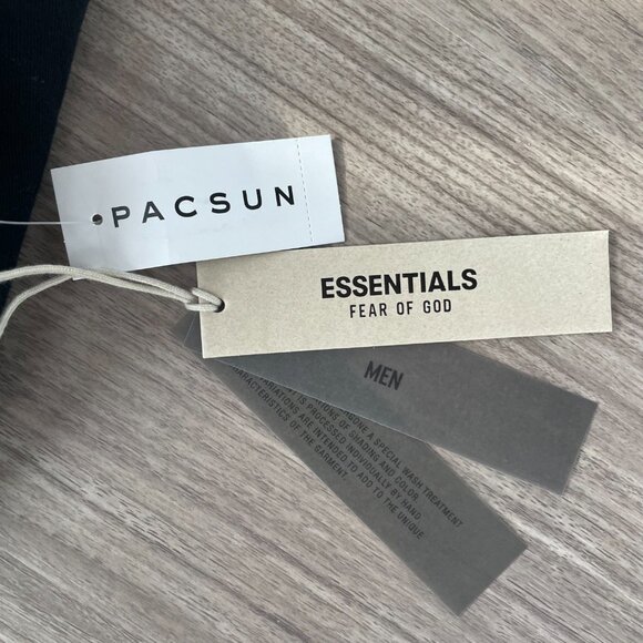 New-Essentials Fear of God - Picture 6 of 8